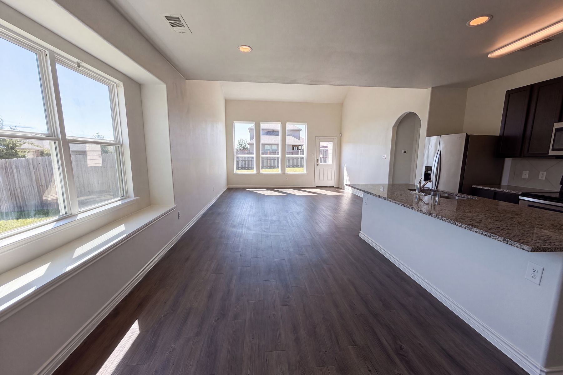 Property photo 3 of 1713 Blue Jay Dr