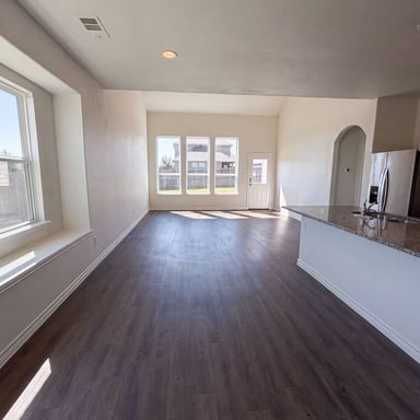 Property photo 3 of 1713 Blue Jay Dr