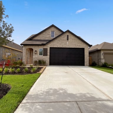 Property photo 1 of 118 Neches Nook Ct