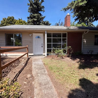 Property photo 1 of 4219 SE Ellis St