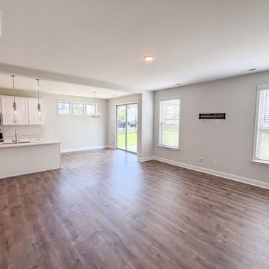 Property photo 3 of 4273 Stream Dale Cir NW