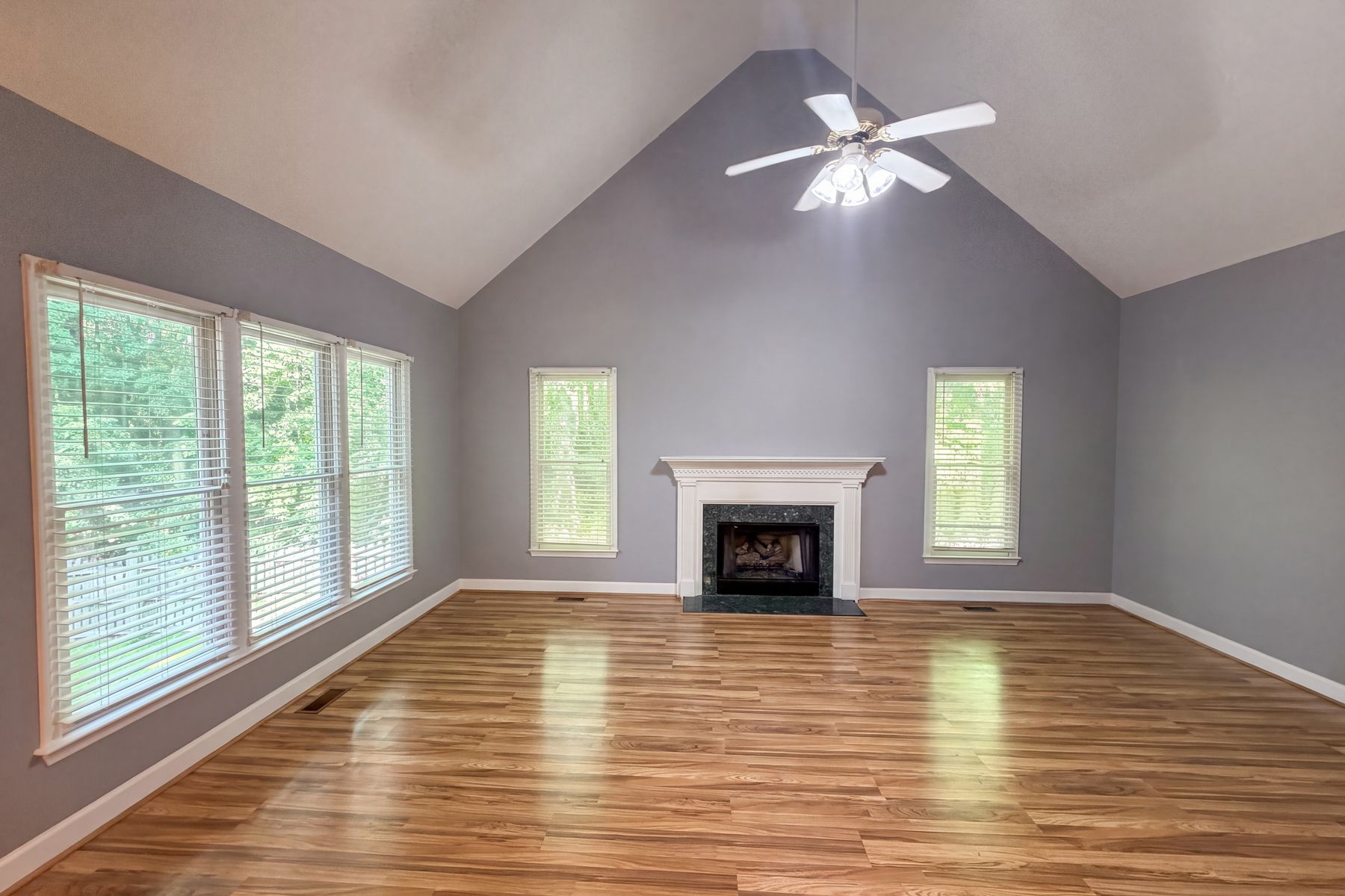 Property photo 3 of 513 Saint Croix Dr