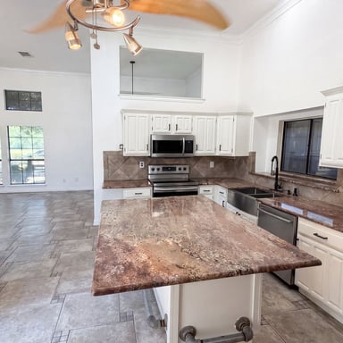Property photo 2 of 1613 Mullins Dr