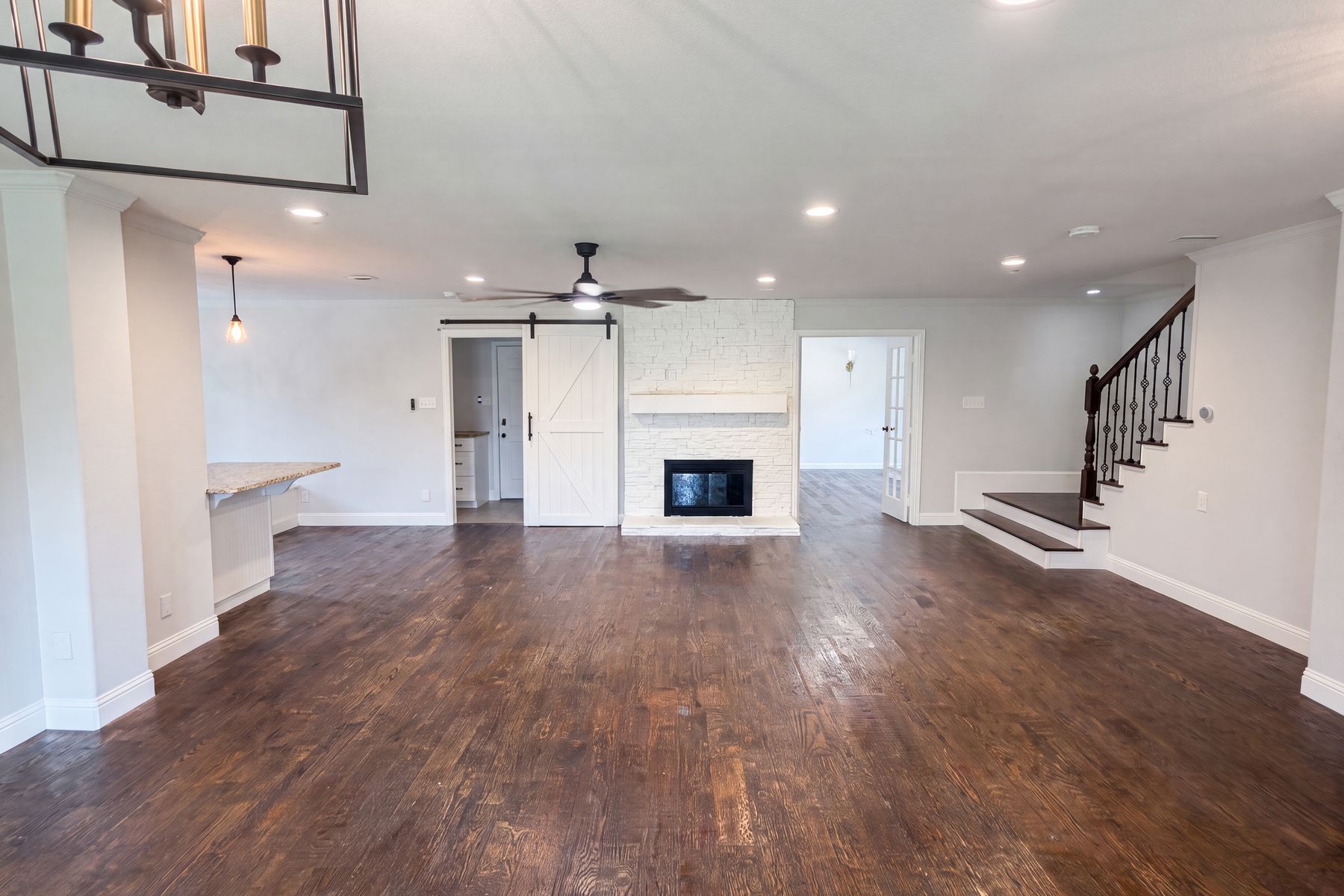 Property photo 3 of 3308 Brookhaven Club Dr