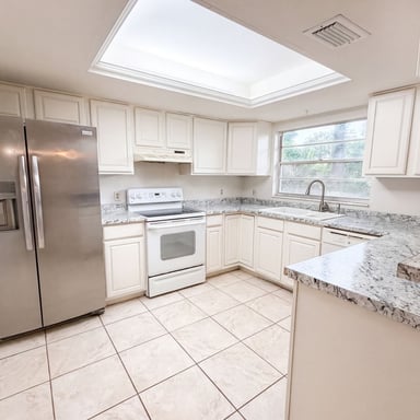 Property photo 2 of 4209 E Alene Dr