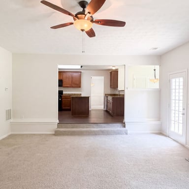 Property photo 3 of 1672 Bennett Dr