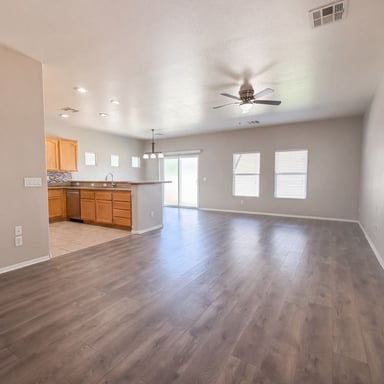 Property photo 3 of 4560 Sunflower Ave