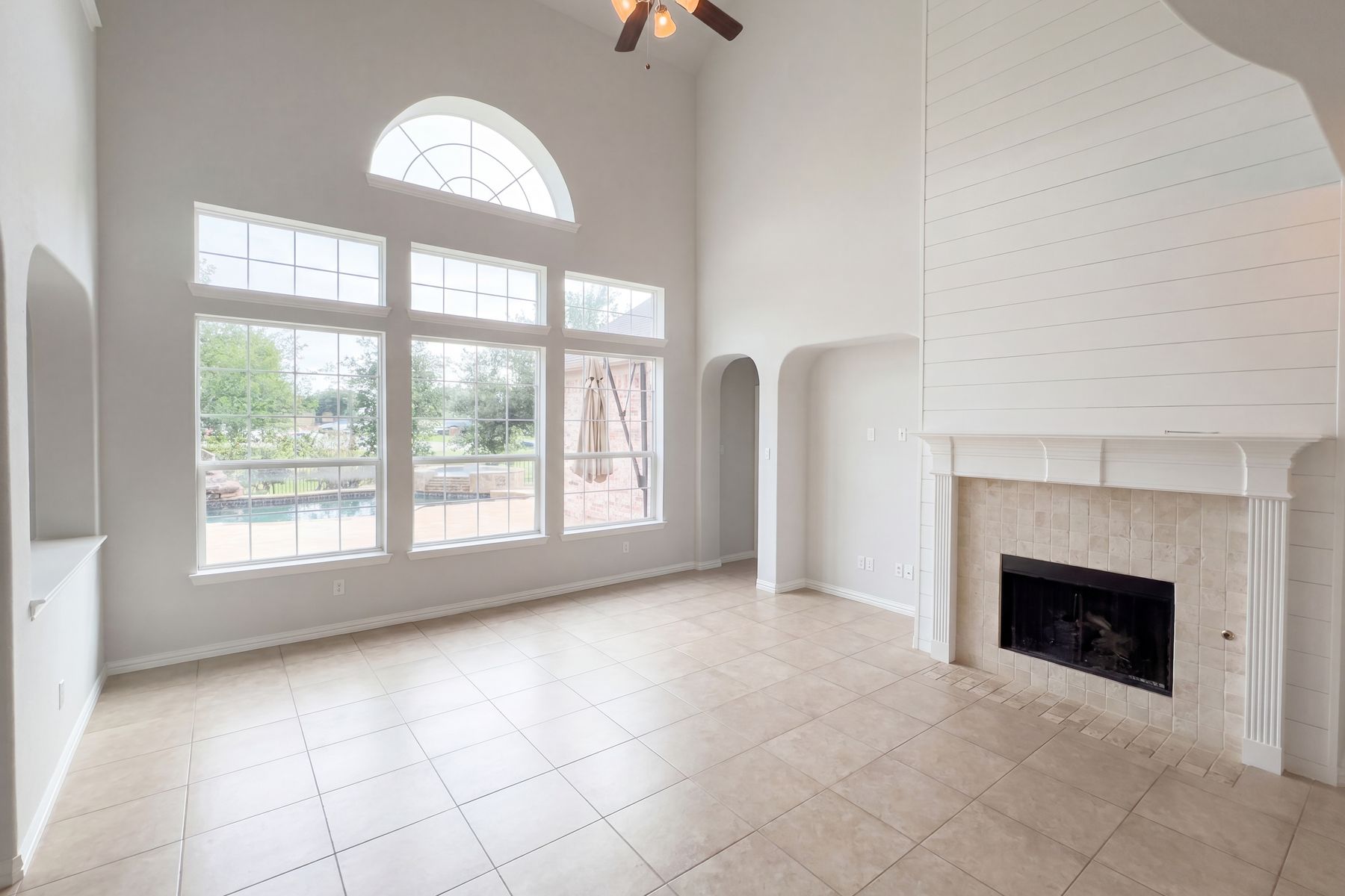Property photo 3 of 3105 Bridgewater Dr