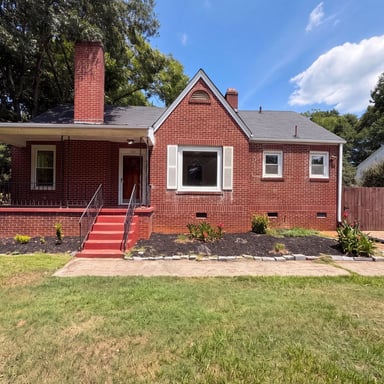 Property photo 1 of 309 E Blue Ridge Dr