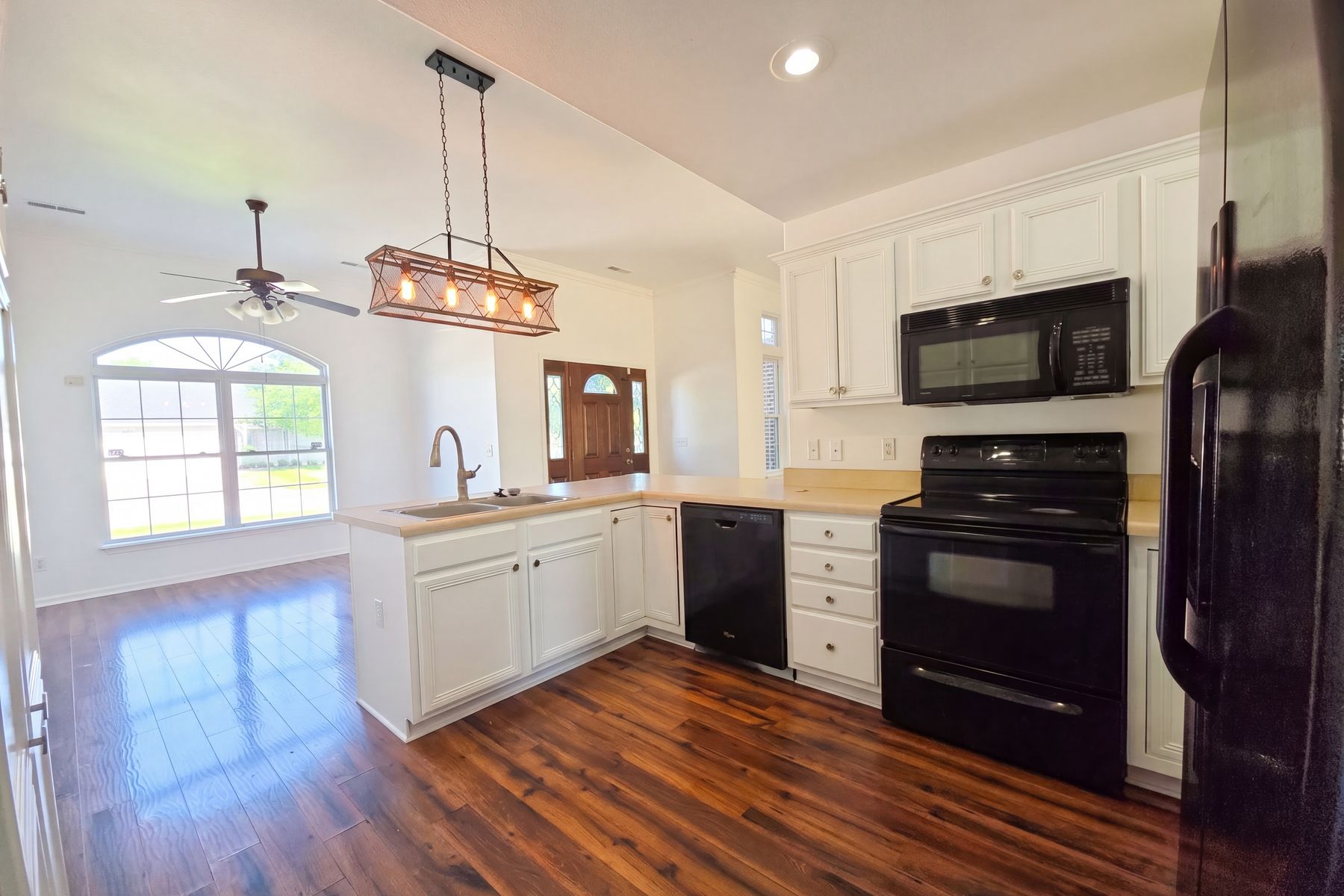Photo 2 of 21 of 14325 Concert Ave, Hallsville, MO