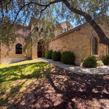Property photo 1 of 1305 Rocky Ridge Trl