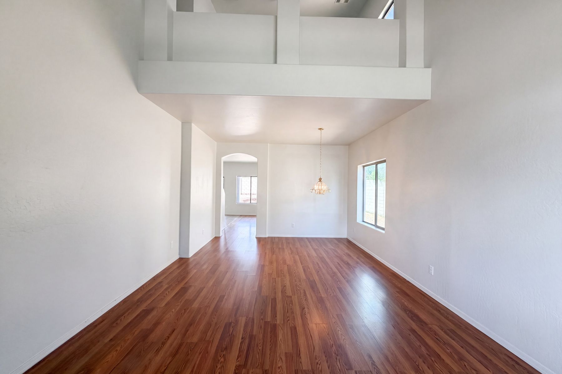 Property photo 3 of 25660 W Elwood St