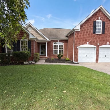 Property photo 1 of 1027 Countess Ln