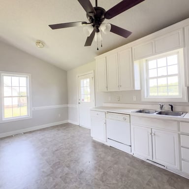 Property photo 2 of 5536 Scuppernong Rd