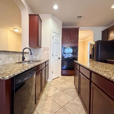 Property photo 2 of 6941 Laura Hts