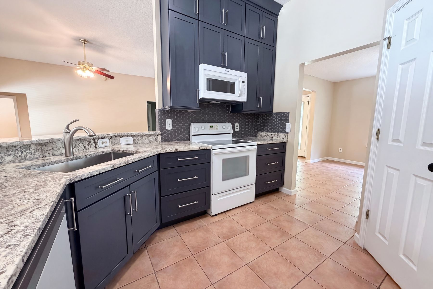 Photo 2 of 23 of 2775 Ravines Rd, Middleburg, FL