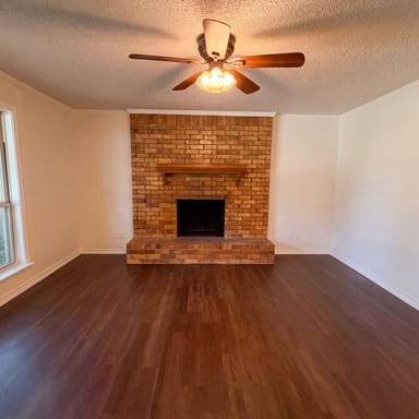 Property photo 3 of 1406 Tad St