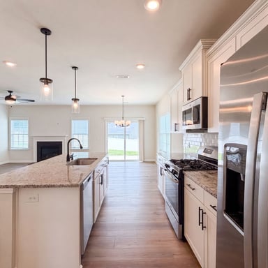 Property photo 2 of 7463 Buckview Ct