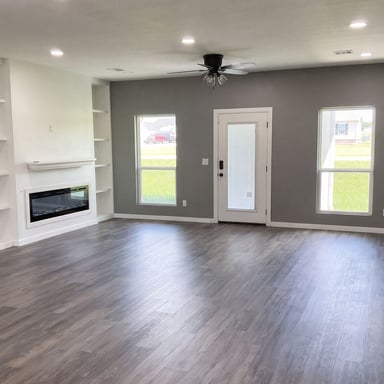 Property photo 3 of 1950 E 474