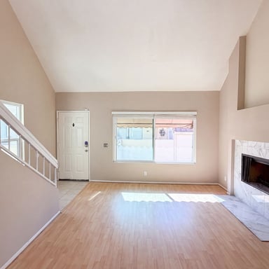 Property photo 3 of 87 Pearl