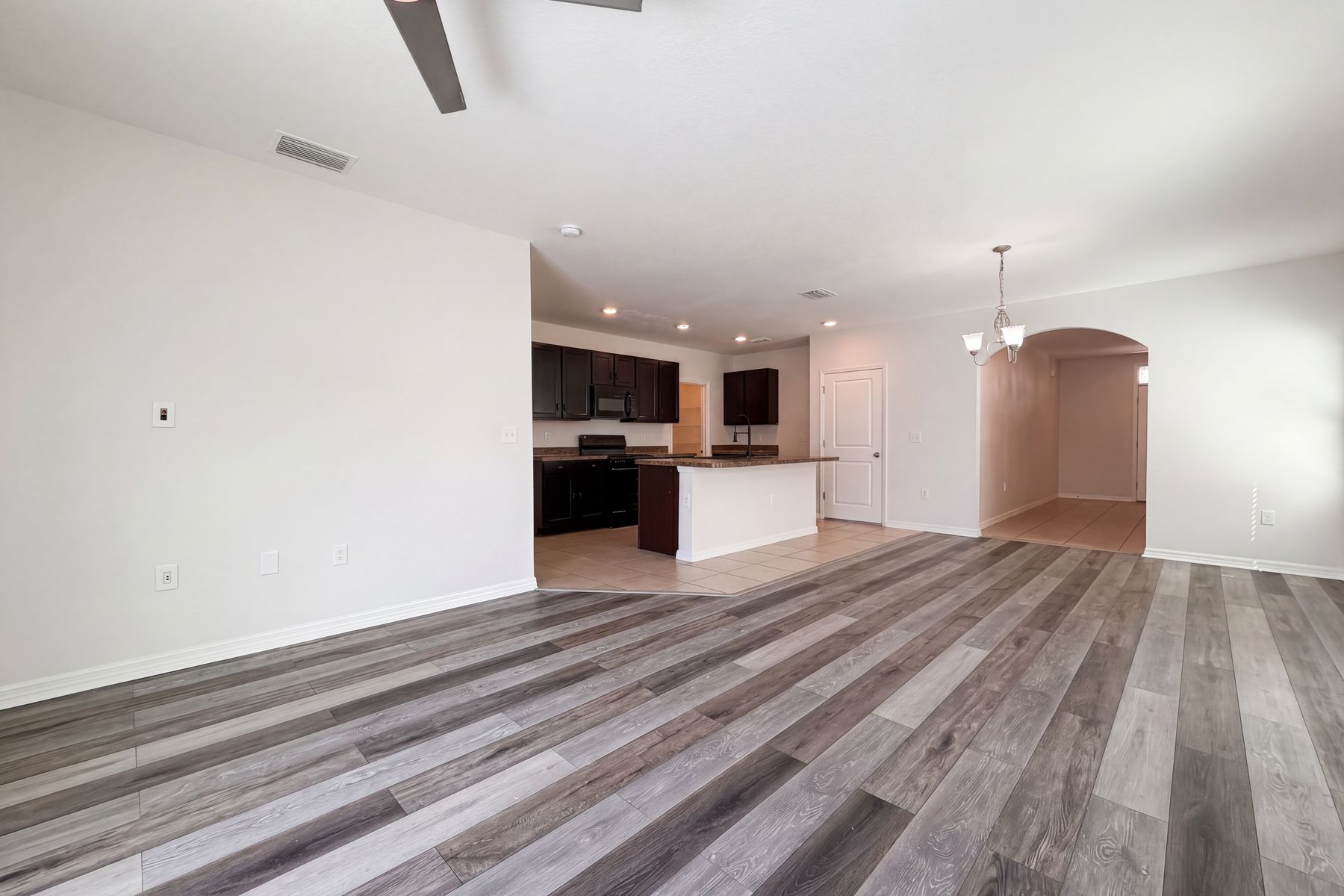Property photo 3 of 10225 Mangrove Well Rd