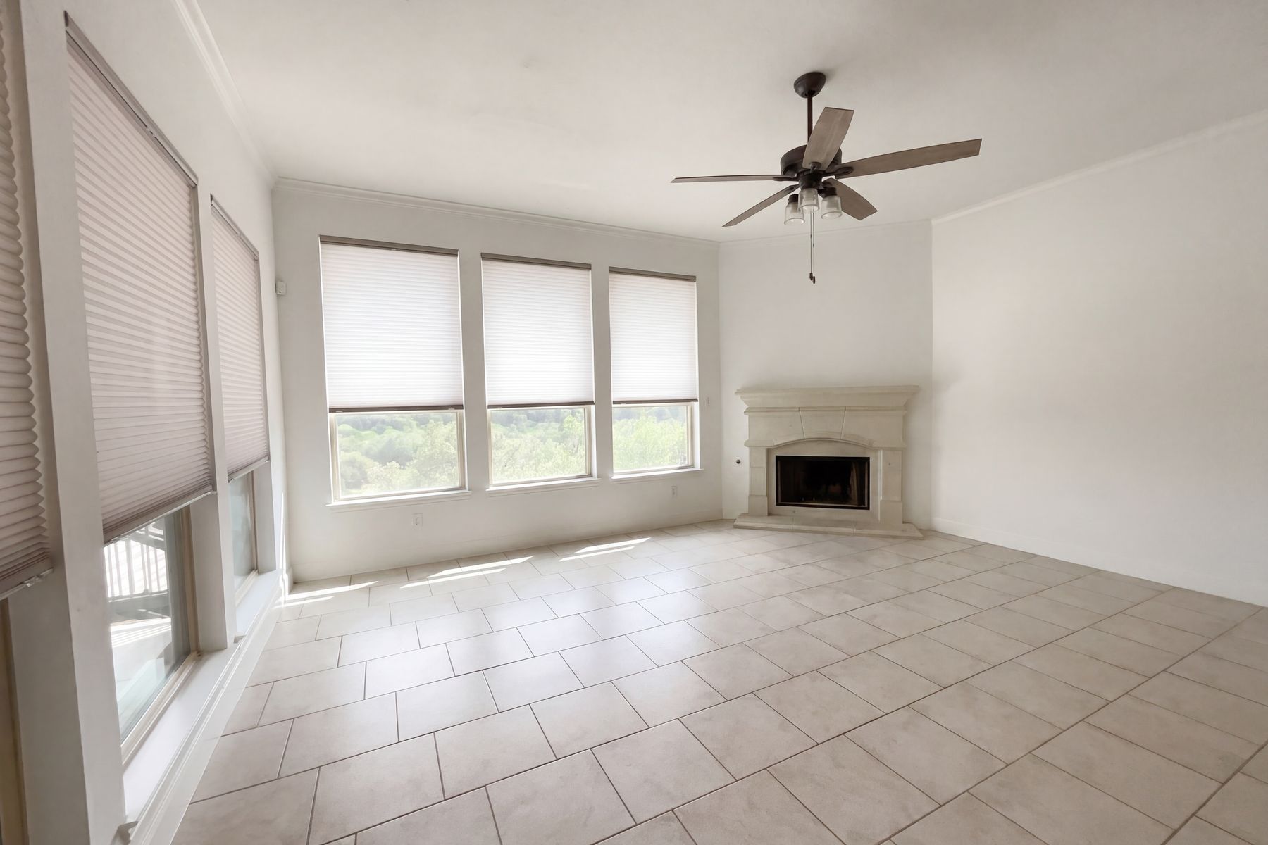 Property photo 3 of 16819 Sonoma Rdg