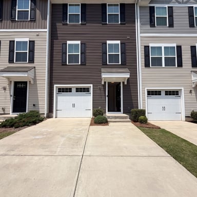 Property photo 1 of 923 Taybyn Rd