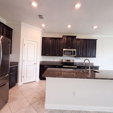 Property photo 2 of 9709 Ivory Dr