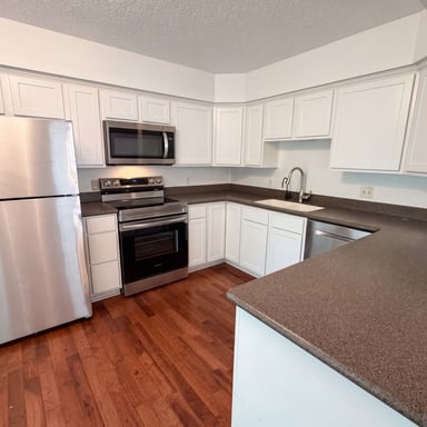 Property photo 2 of 11878 100th Pl N