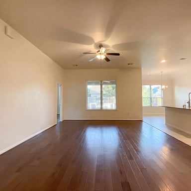 Property photo 3 of 21205 Timber Bluff Ln