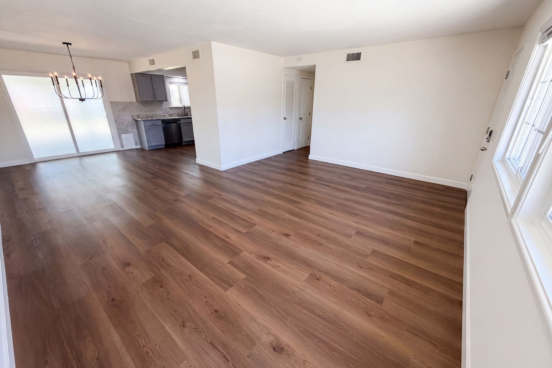 Property photo 3 of 21312 E Greenhaven St