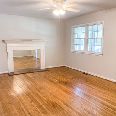 Property photo 3 of 4307 Greenwood Dr