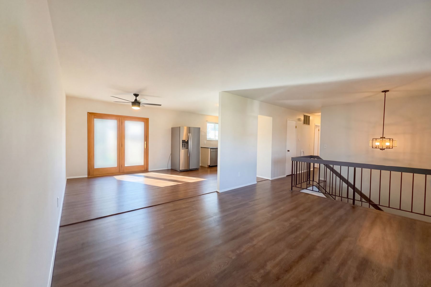 Property photo 3 of 27 Glenna Dr