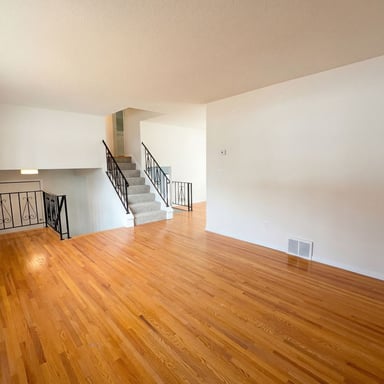 Property photo 3 of 3480 Milton St N