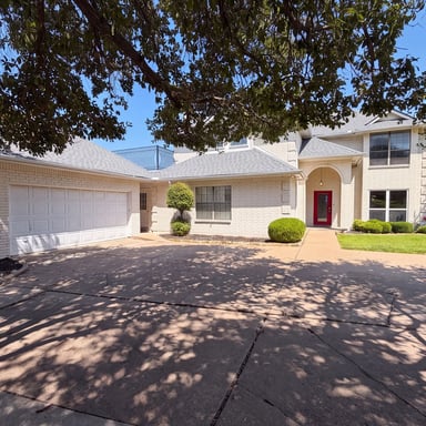 Property photo 1 of 7632 Westwind Dr