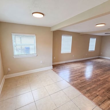 Property photo 3 of 1506 W 16th St