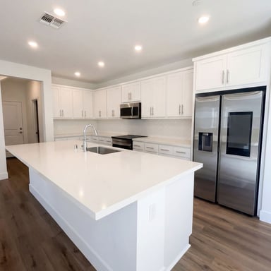 Property photo 2 of 408 N Palm Springs Way
