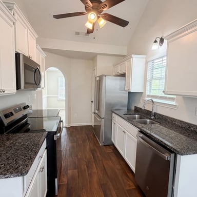 Property photo 2 of 479 Clearwater Way