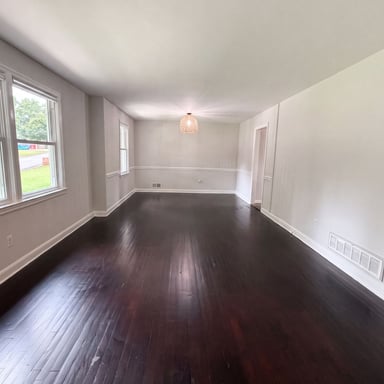 Property photo 3 of 1710 Fairhaven Dr