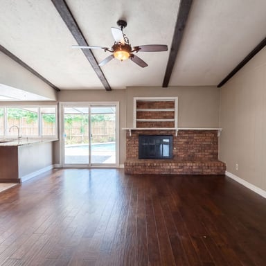 Property photo 3 of 6302 Zanes Ct