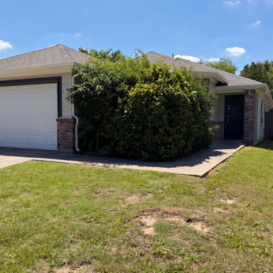 Property photo 1 of 2824 Saint Bernard Dr