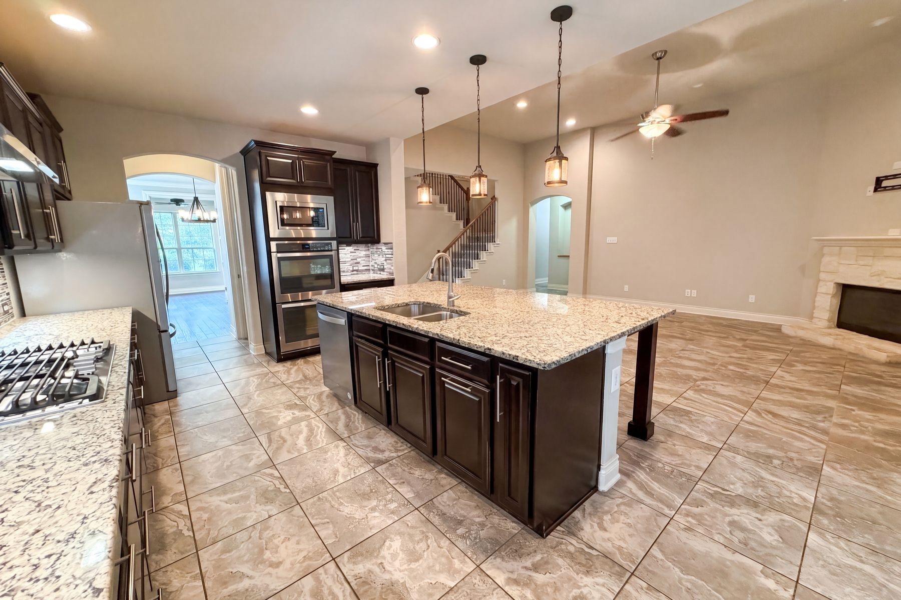 Photo 2 of 26 of 1058 Cedar Glen Dr, New Braunfels, TX