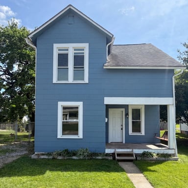 Property photo 1 of 65 W Harrison St