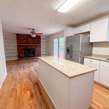 Property photo 3 of 5148 Clearview Dr