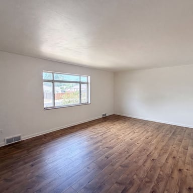 Property photo 3 of 1302 E Egbert St