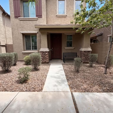 Property photo 1 of 5728 W Raymond St