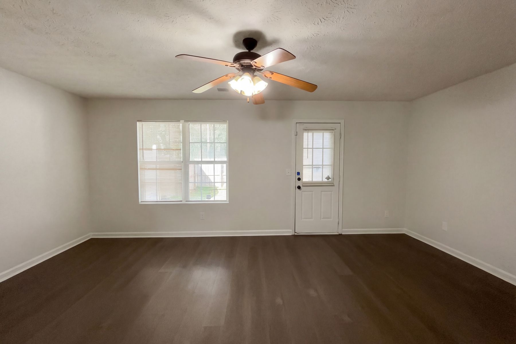 Property photo 3 of 4041 Browne Ct
