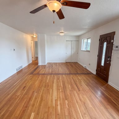 Property photo 3 of 5421 Raritan Way