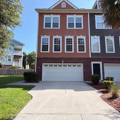 Property photo 1 of 9006 Parlor Dr
