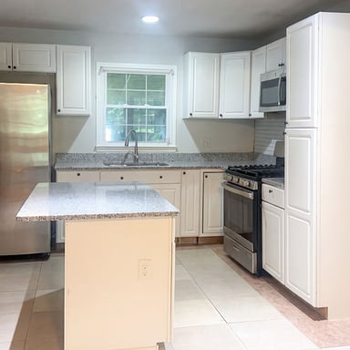 Property photo 2 of 4307 Greenwood Dr